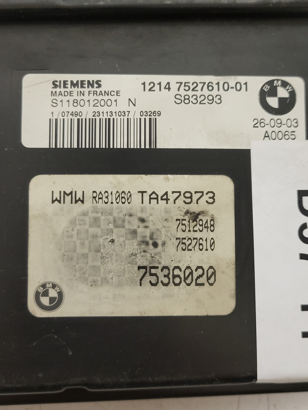 MINI COOPER 1.6 ECU / S118012001N / 7527610-01 / SIEMENS - D37-11 - 2