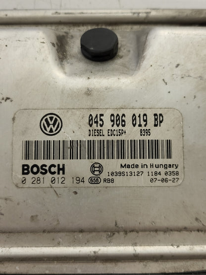 VOLKSWAGEN POLO 9N3 ECU / 045906019BP / 0281012194 / EDC15P+ / BOSCH 045906019 - D37-18 - 2
