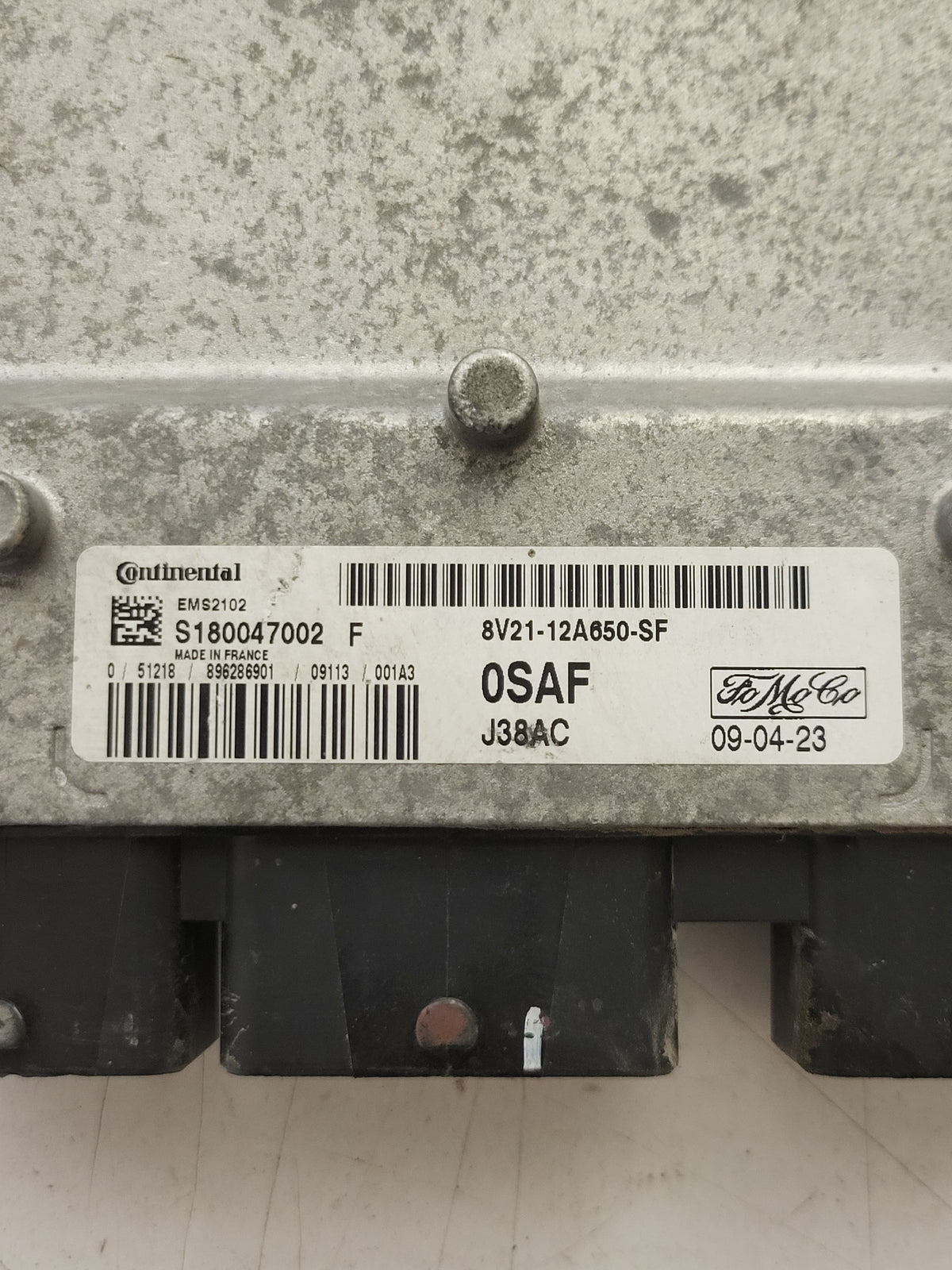 FORD FIESTA ECU / S180047002 / S180047002F / 8V21-12A650-SF / J38AC EMS2102 0SAF - D37-19 - 2