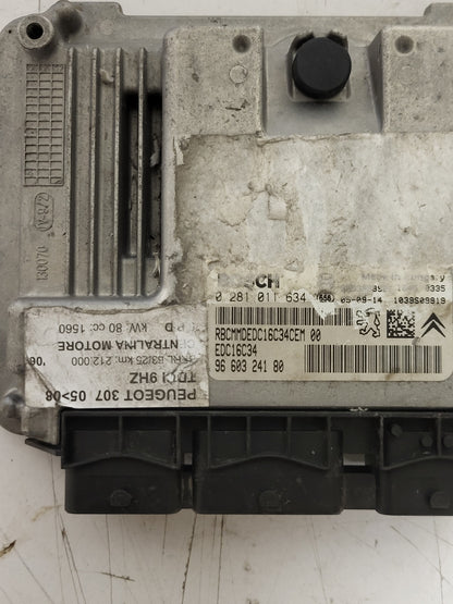 PEUGEOT 307 ECU / 0281011634 / 9660324180 / EDC16C34 - D37-24 - 2