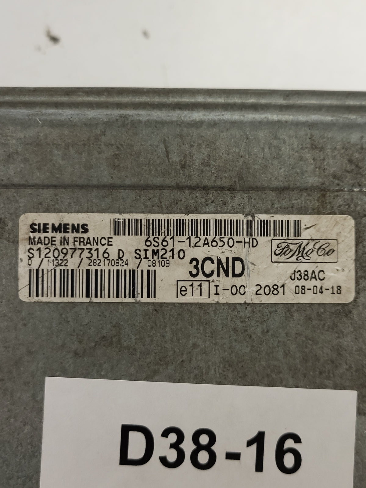 FORD FIESTA ECU / 6S61-12A650-HD / S120977316D / SIM210 / SIEMENS - D38-16 - 2