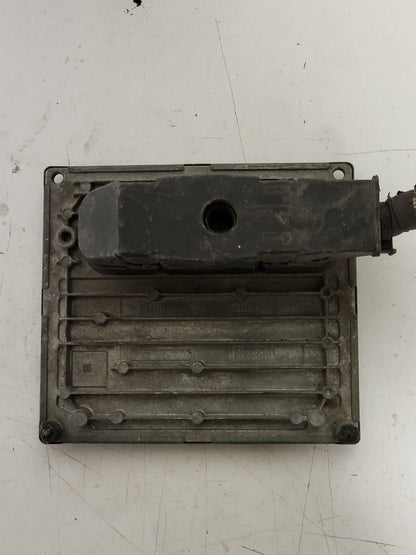 FORD FIESTA ECU / 6S61-12A650-HD / S120977316D / SIM210 / SIEMENS - D38-16 - 3