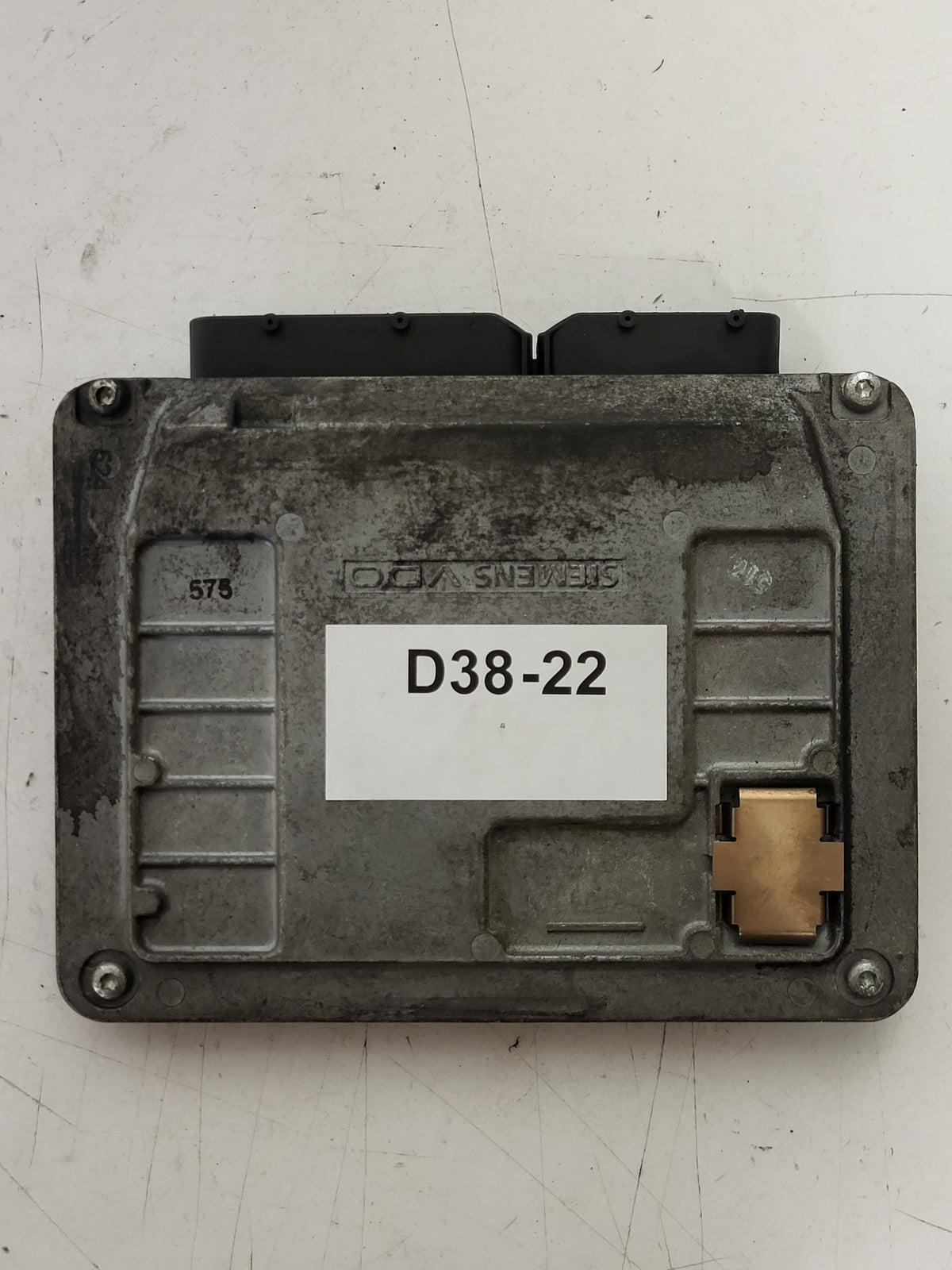 VW POLO SEAT IBIZA ECU / 03E906033R / 5WP44224 02 / 3PG 7002 / 03E906033 SIEMENS - D38-22 - 3