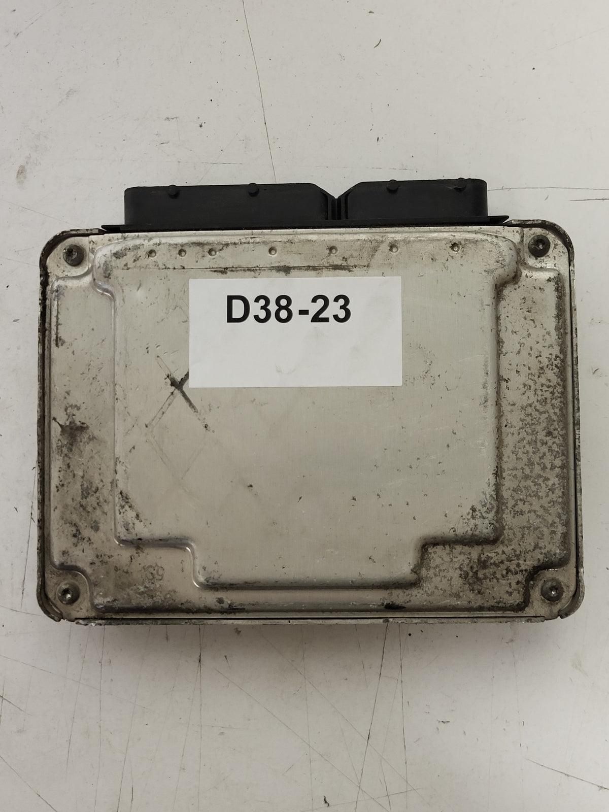 VOLKSWAGEN POLO 9N3 ECU / 045906019BP / 0281012194 / EDC15P+ / BOSCH 045906019 - D38-23 - 3