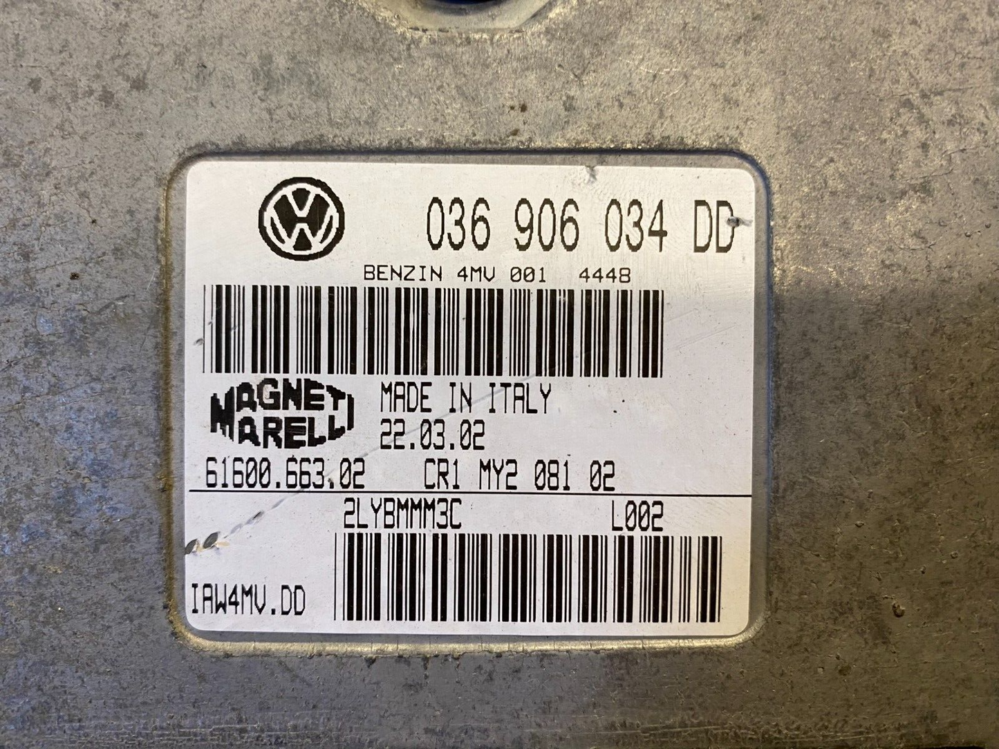 VW POLO ECU / 036906034DD / IAW4MV.DD / 61600.663.02 / MARELLI MAGNETS-