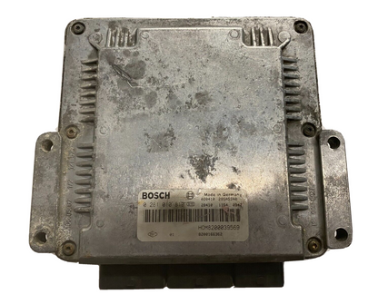 Renault ECU / 0281010819 / HOM820003969 / 8200166362 / 28SA5340 / BOSCH-